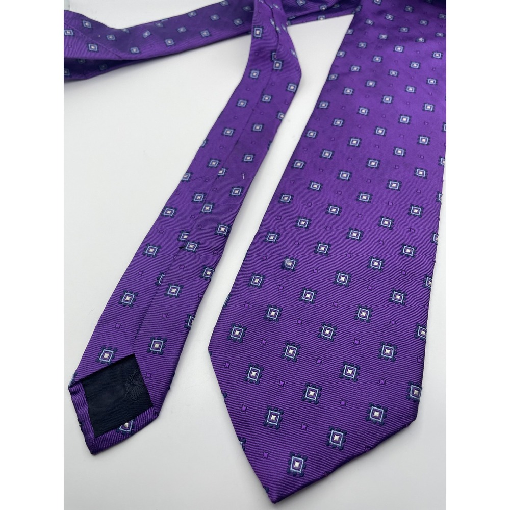 Brooks Brothers Mens Purple Geometric Medallion Silk Necktie Made in USA Classic